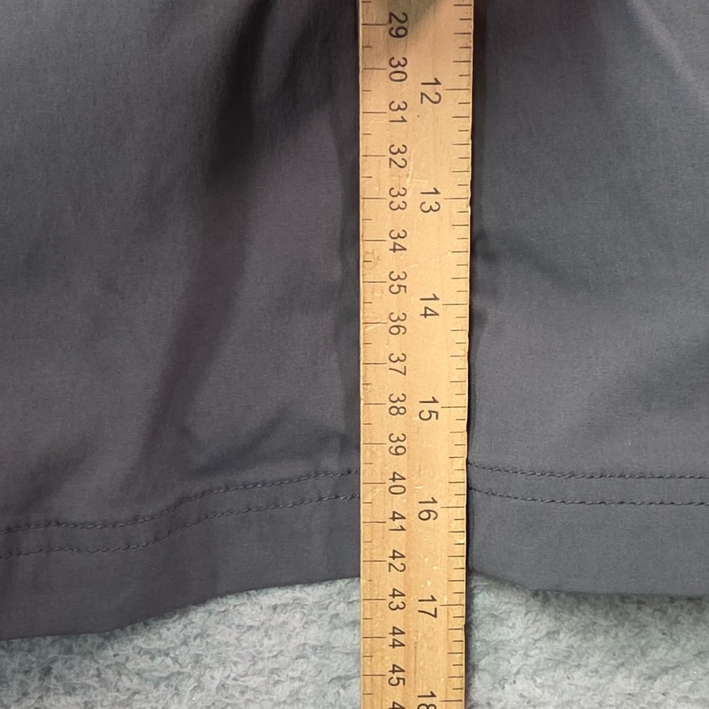 Eddie Bauer Adventurer 2.0 Skort Skirt Womens 10 Gray Stretch Performance Hiking - Picture 12 of 15